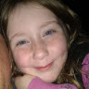 Meet your Posher, Mona